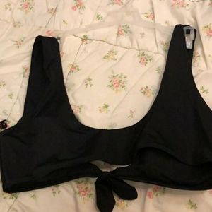 NWT Women’s Black bikini top XL/XG 15-17